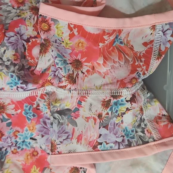 Lululemon Speed Shorts - Picture 9 of 10